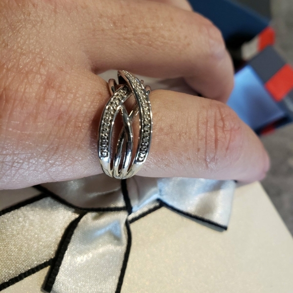 Diamond ring - Picture 6 of 6